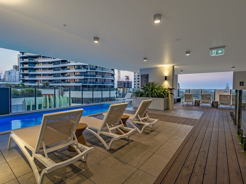 21/14 Elizabeth Avenue, Broadbeach QLD 4218