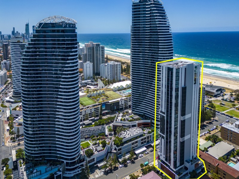 21/14 Elizabeth Avenue, Broadbeach QLD 4218