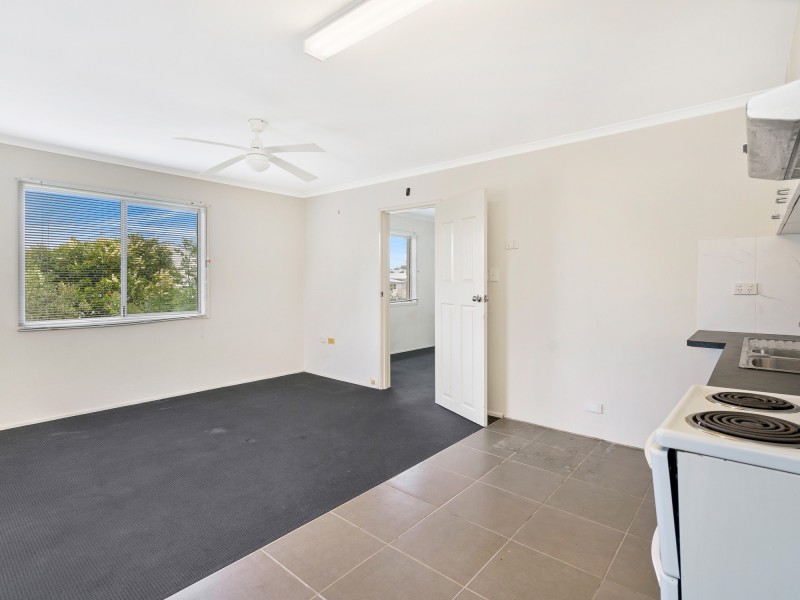 4/13 Central Street, Labrador QLD 4215