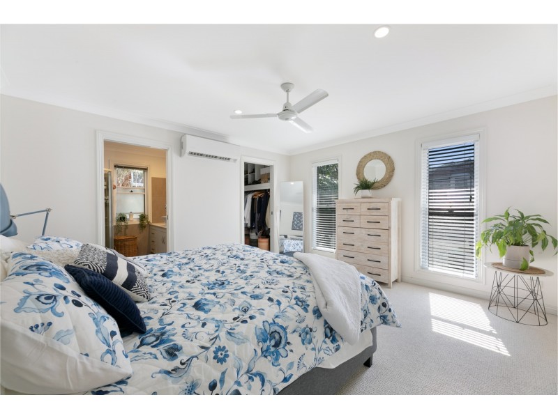 1/17 Andromeda Parade, Robina QLD 4226