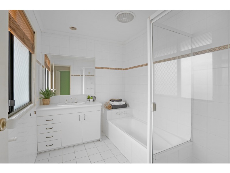 20/4 Bronberg Court, Southport QLD 4215