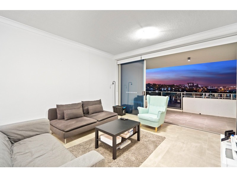 2408/397 Christine Avenue, Varsity Lakes QLD 4227