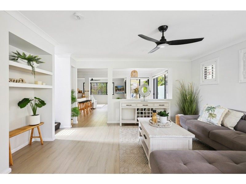 1/4 Leopardwood Circuit, Robina QLD 4226