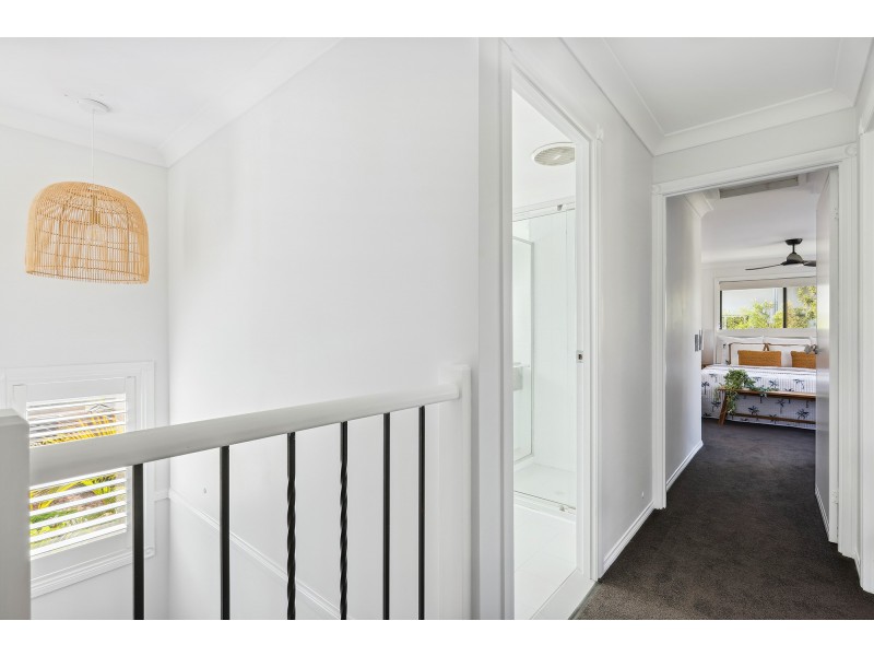 1/4 Leopardwood Circuit, Robina QLD 4226