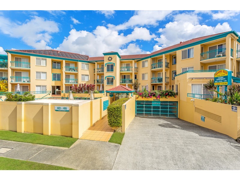 17/40-46 Burra Street, Chevron Island QLD 4217