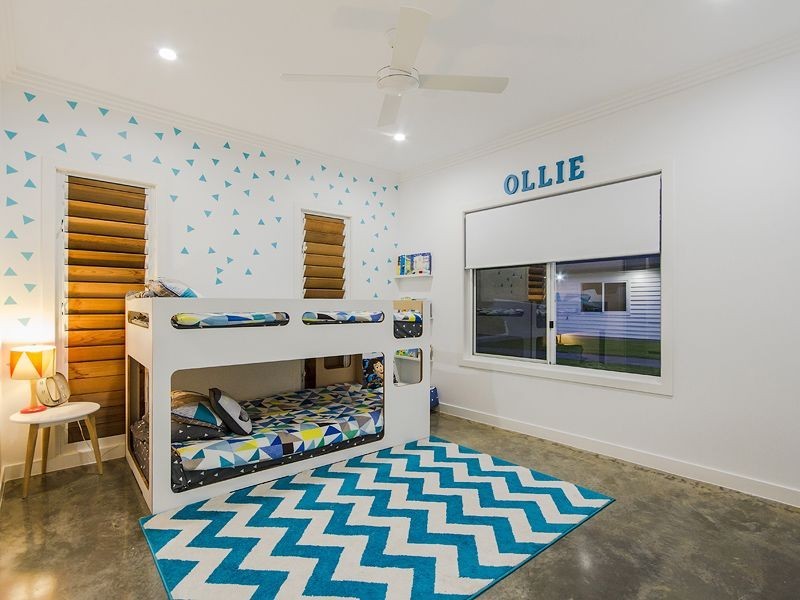 18 Forest Ridge Drive, Bonogin QLD 4213