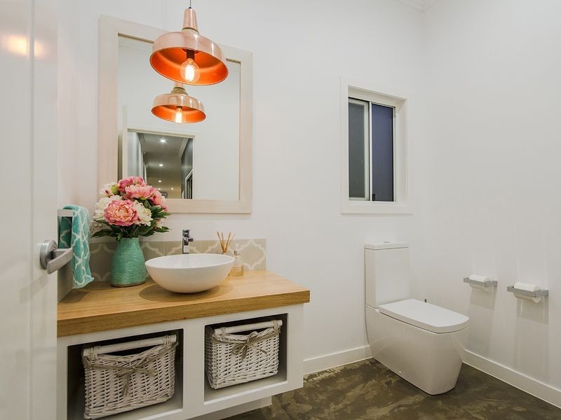 18 Forest Ridge Drive, Bonogin QLD 4213