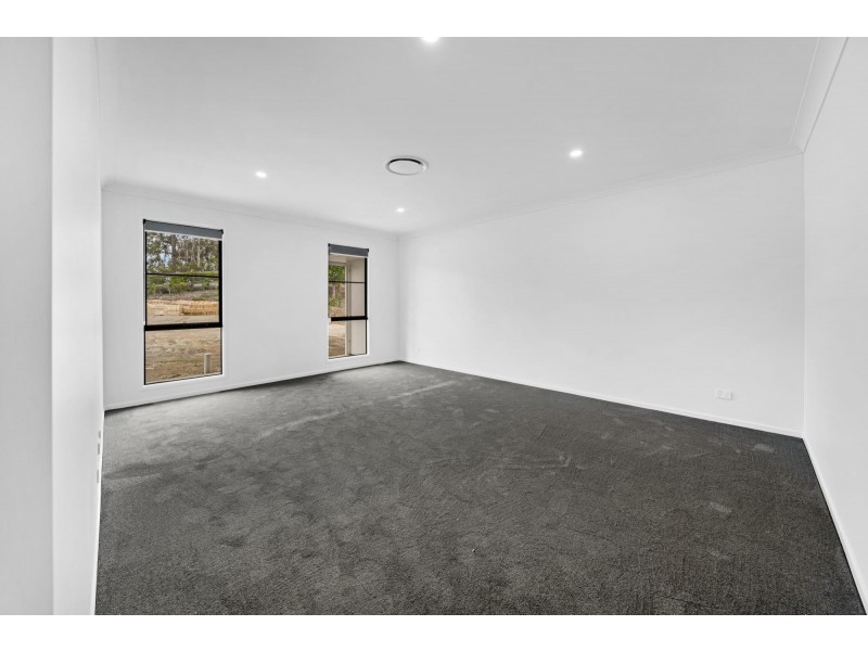 33 Stockman Street, Kingsholme QLD 4208
