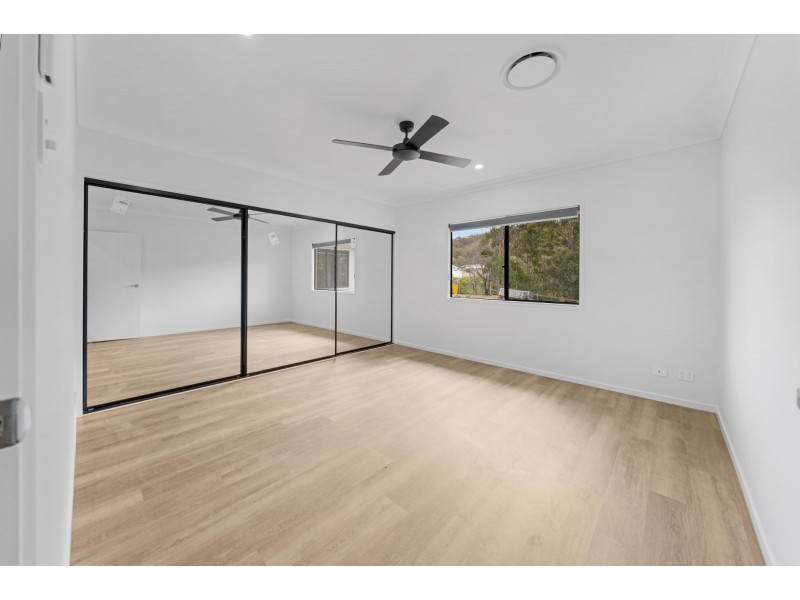 33 Stockman Street, Kingsholme QLD 4208
