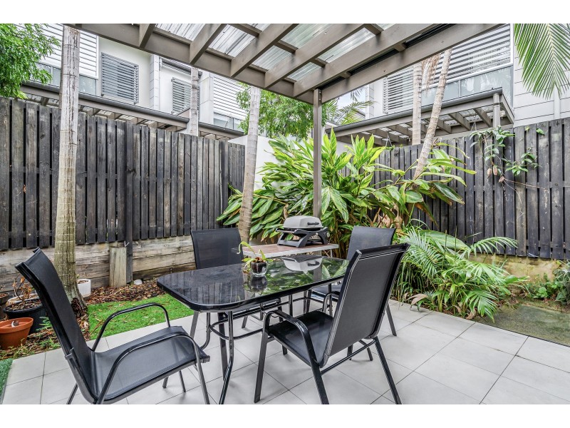 38/2 The Gardenway, Robina QLD 4226