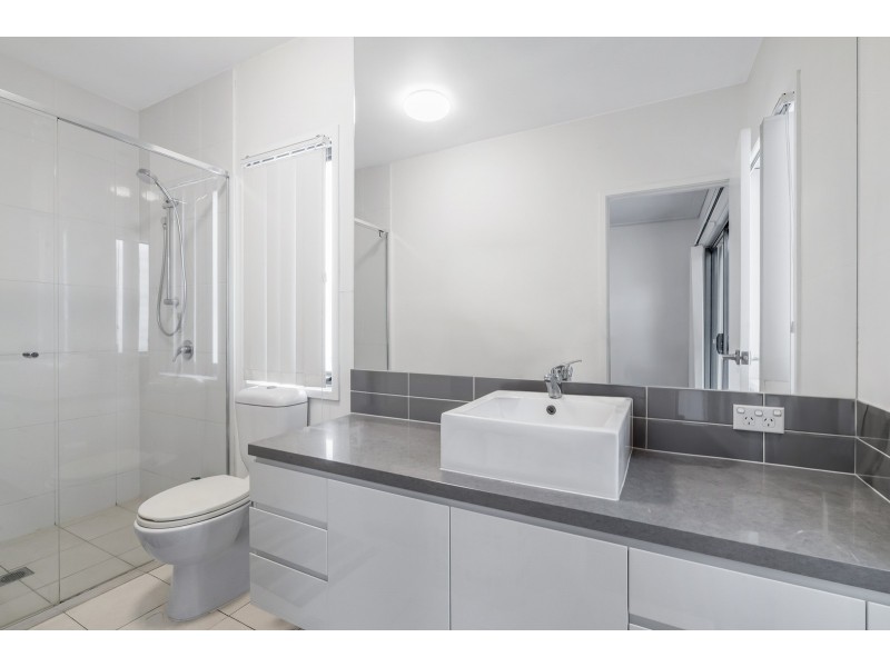 38/2 The Gardenway, Robina QLD 4226