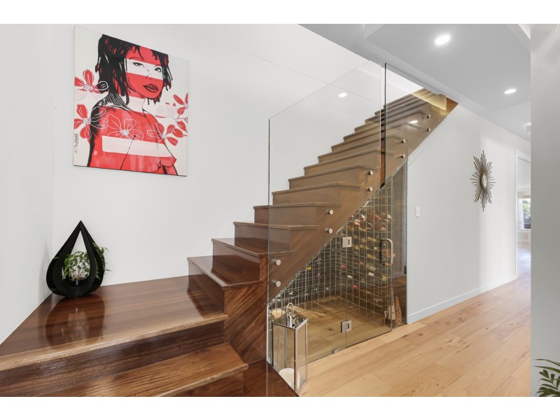 5039 Harbourview Drive, Hope Island QLD 4212