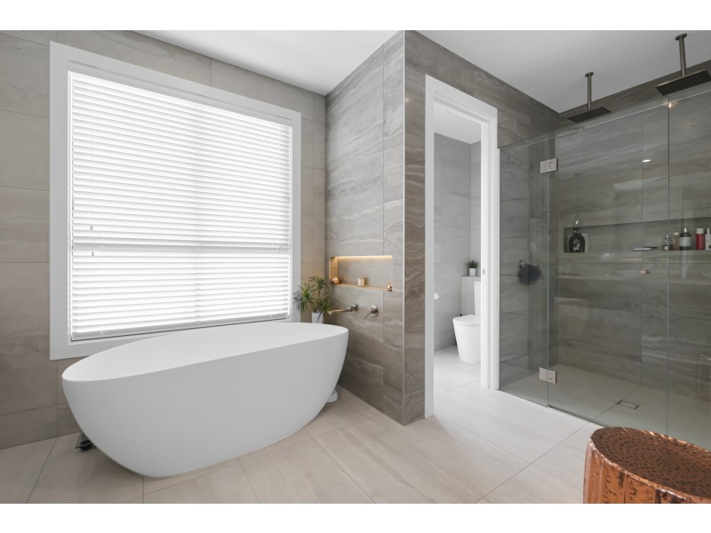 5039 Harbourview Drive, Hope Island QLD 4212