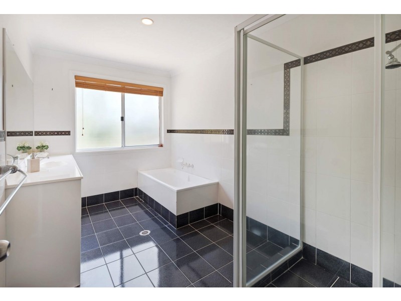 61-63 Strawberry Road, Mudgeeraba QLD 4213