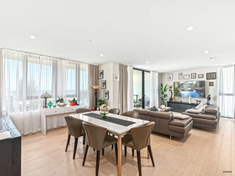 2704/1328 Gold Coast Highway, Palm Beach QLD 4221