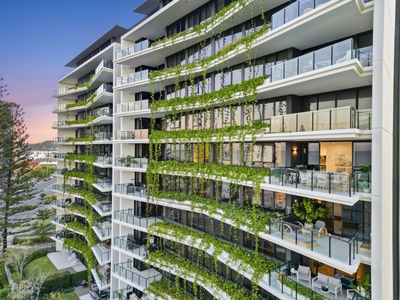 2704/1328 Gold Coast Highway, Palm Beach QLD 4221