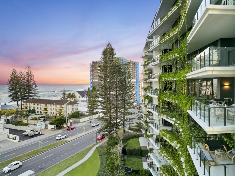 2704/1328 Gold Coast Highway, Palm Beach QLD 4221