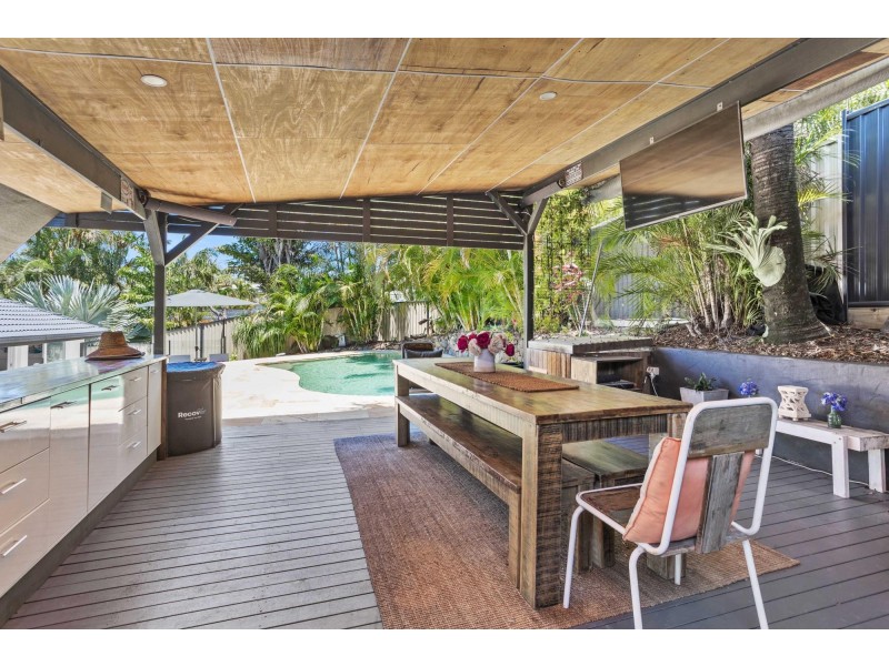 89 Glen Eagles Drive, Robina QLD 4226