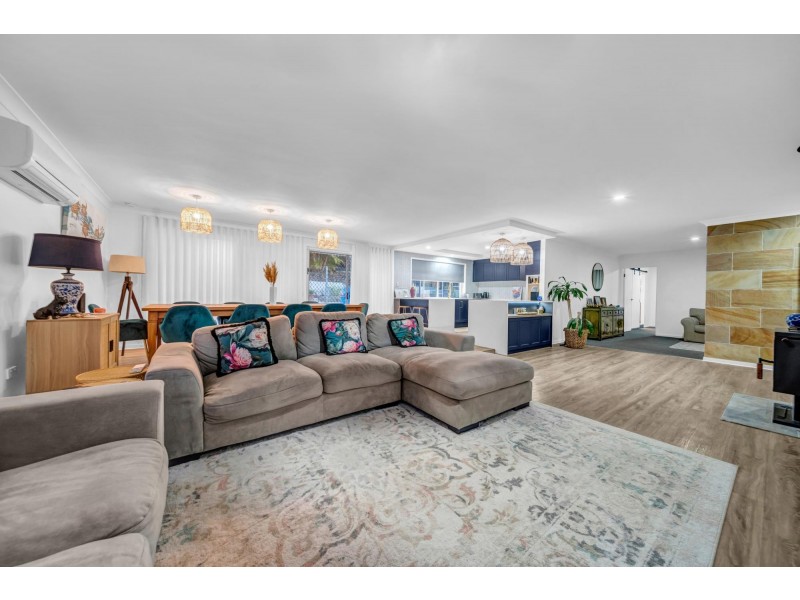 89 Glen Eagles Drive, Robina QLD 4226