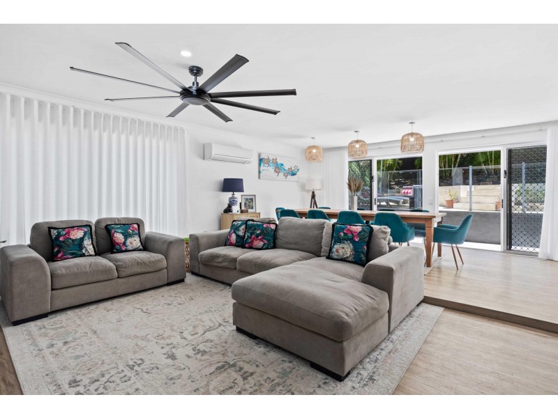 89 Glen Eagles Drive, Robina QLD 4226