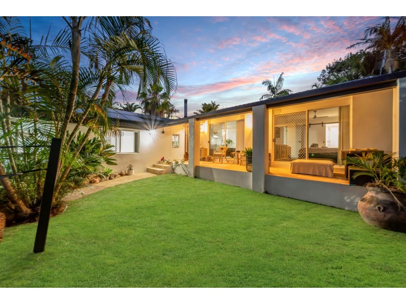 89 Glen Eagles Drive, Robina QLD 4226