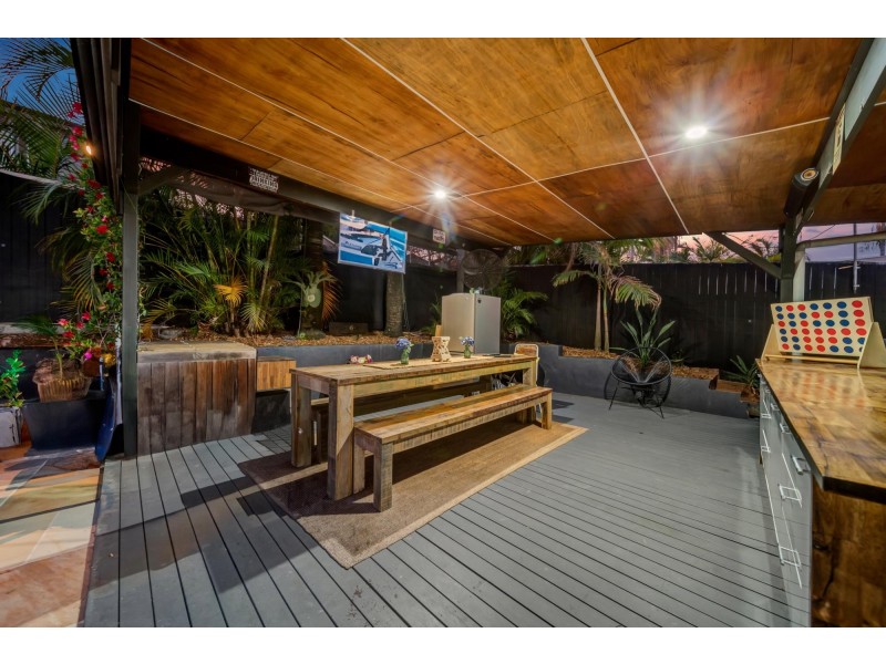 89 Glen Eagles Drive, Robina QLD 4226