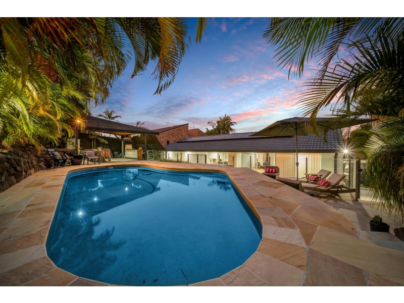 89 Glen Eagles Drive, Robina QLD 4226