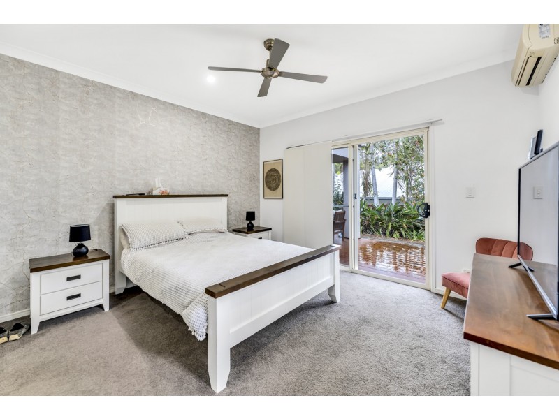 4 First Light Court, Coomera Waters QLD 4209