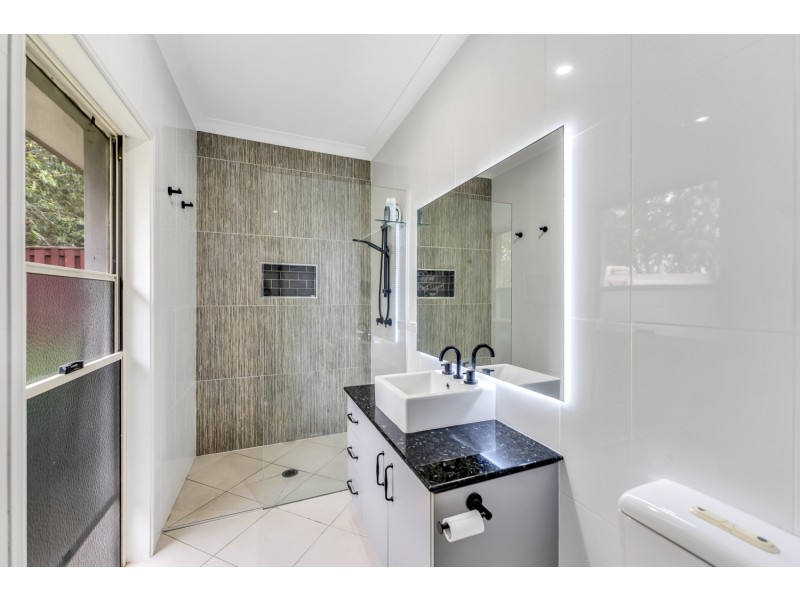 4 First Light Court, Coomera Waters QLD 4209