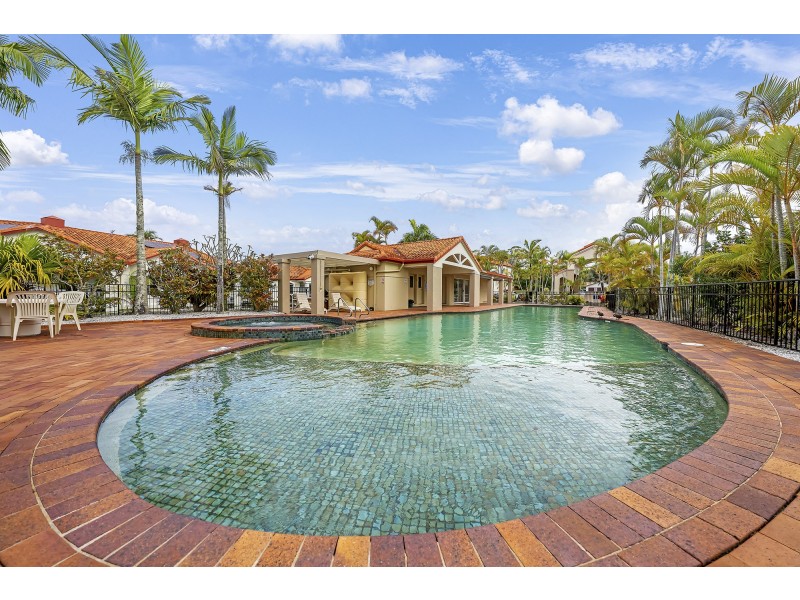 57/24 Ron Penhaligon Way, Robina QLD 4226