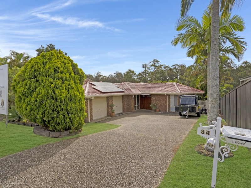 34 Cootharaba Drive, Helensvale QLD 4212