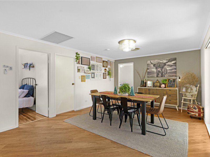 34 Cootharaba Drive, Helensvale QLD 4212