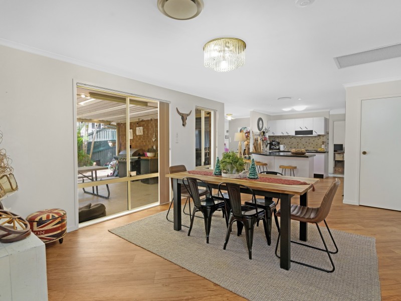 34 Cootharaba Drive, Helensvale QLD 4212