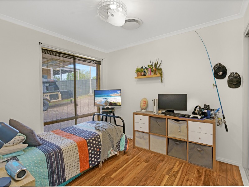 34 Cootharaba Drive, Helensvale QLD 4212