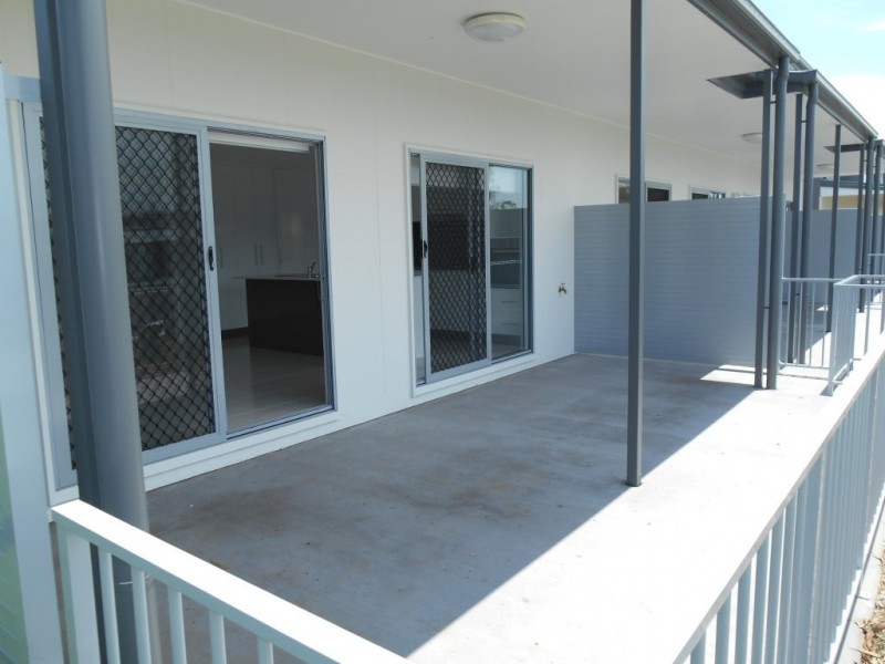 3/37 Witheren Circuit, Pacific Pines QLD 4211