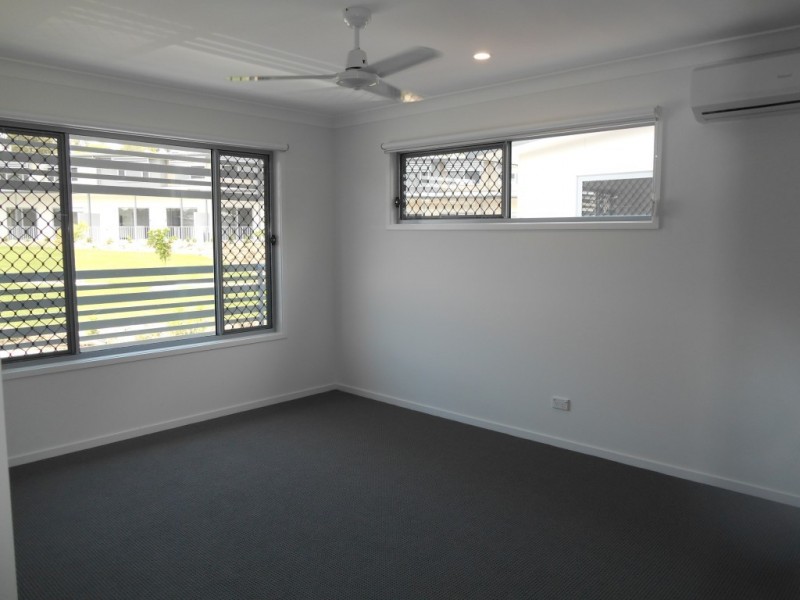3/37 Witheren Circuit, Pacific Pines QLD 4211