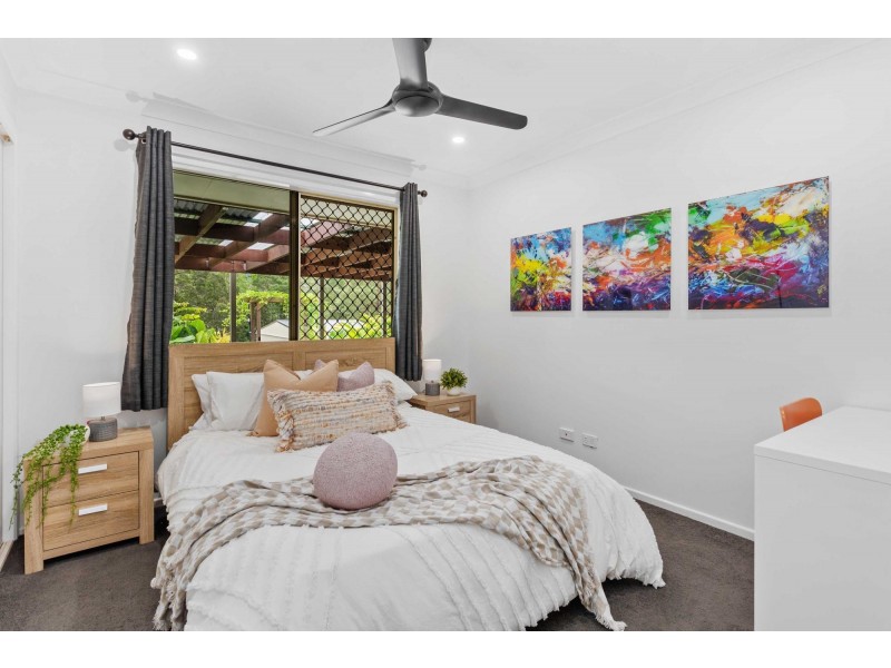 26 Mountain View Crest, Mount Nathan QLD 4211