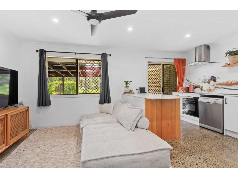 26 Mountain View Crest, Mount Nathan QLD 4211