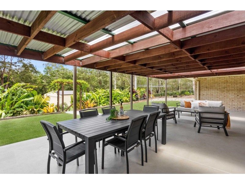 26 Mountain View Crest, Mount Nathan QLD 4211