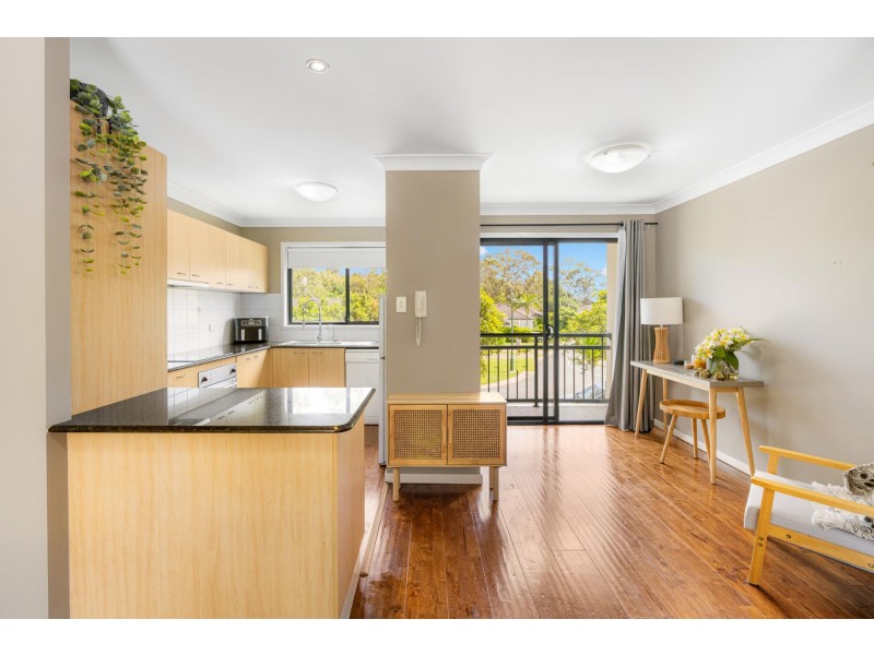 12/18 Geraldton Drive, Varsity Lakes QLD 4227