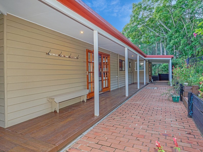 29 Random Way, Worongary QLD 4213
