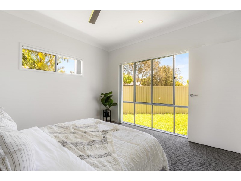 2/32 Marks Drive, Varsity Lakes QLD 4227