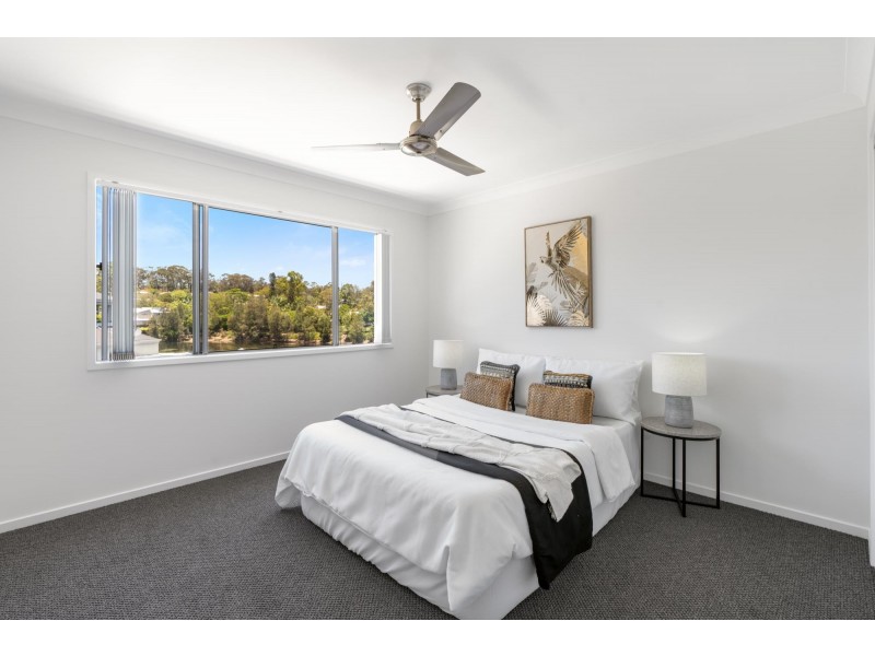 2/32 Marks Drive, Varsity Lakes QLD 4227