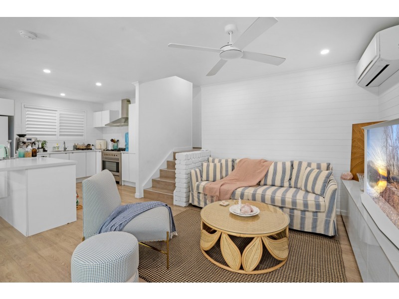 44 Pindari Avenue, Burleigh Heads QLD 4220