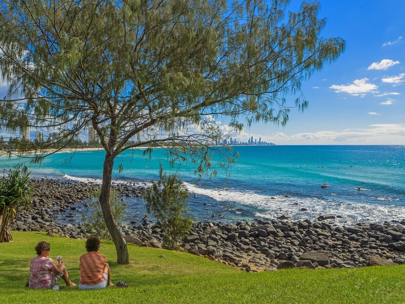 44 Pindari Avenue, Burleigh Heads QLD 4220