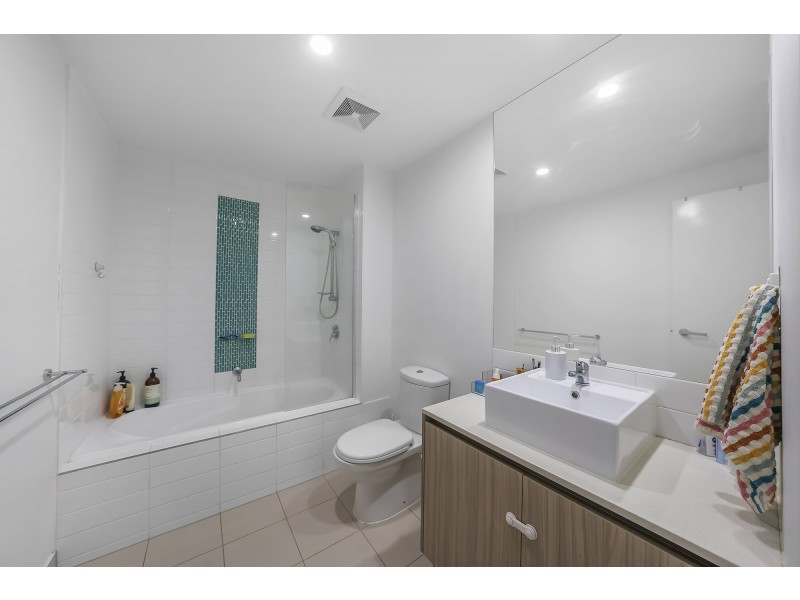 1102/42 Laver Drive, Robina QLD 4226