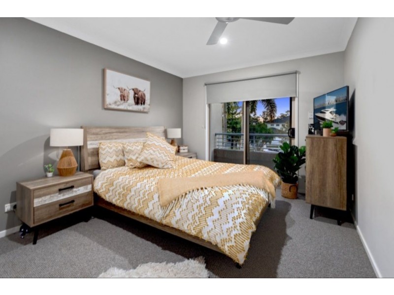 16 North Bank Court, Helensvale QLD 4212