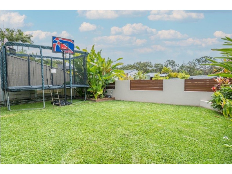 14 Footscray Court, Arundel QLD 4214