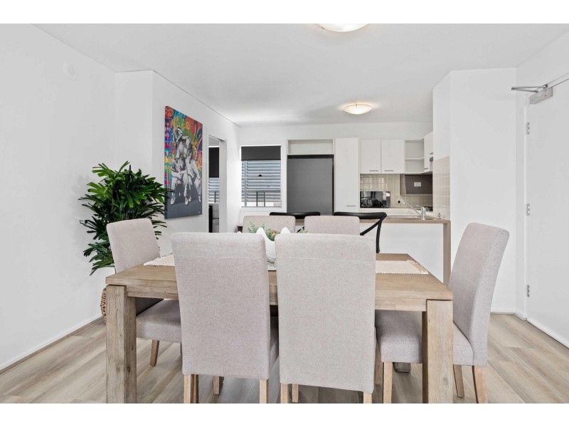 3209/111 Lindfield Road, Helensvale QLD 4212