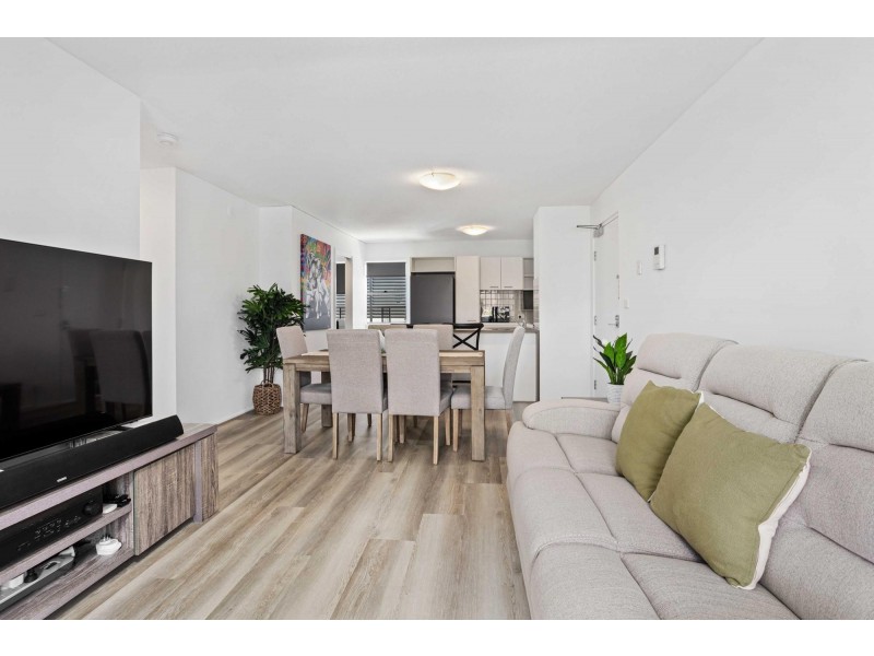 3209/111 Lindfield Road, Helensvale QLD 4212